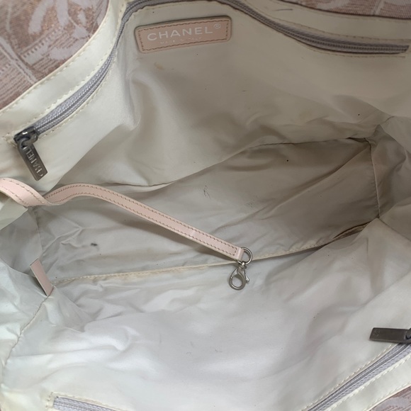 Chanel New Travel Line Tote Rose Gold with Authenticity card and Stamp - Picture 6 of 14